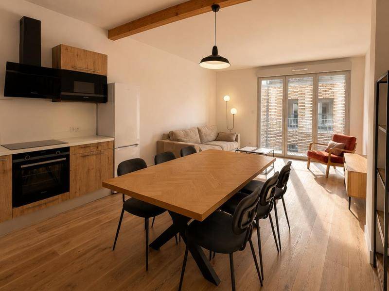 Image de l'annonce T3 AVEC BALCON AUX COEUR DES CHARTRONS
