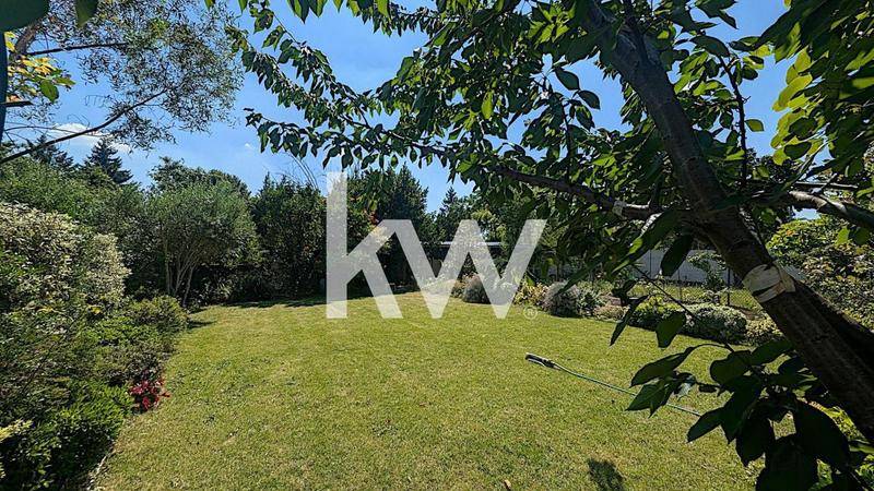 Image de l'annonce MAISON FAMILIALE - CINQ CHAMBRES dont UNE…