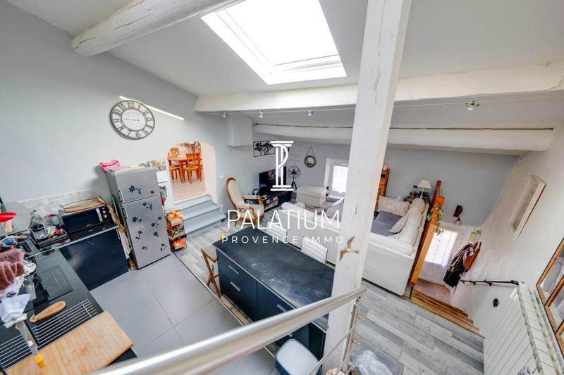 Image de l'annonce Maison de village de 90 m² avec…