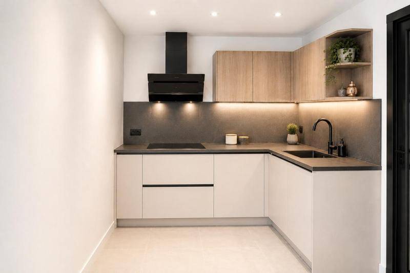 Image de l'annonce T2 quartier CHARTRONS avec BALCON