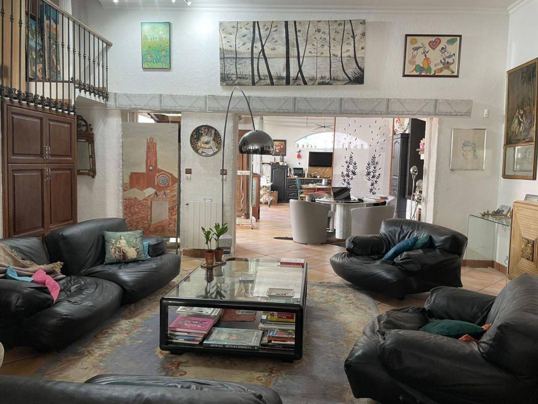Image de l'annonce Appartement de 4 pièces (164 m² +…