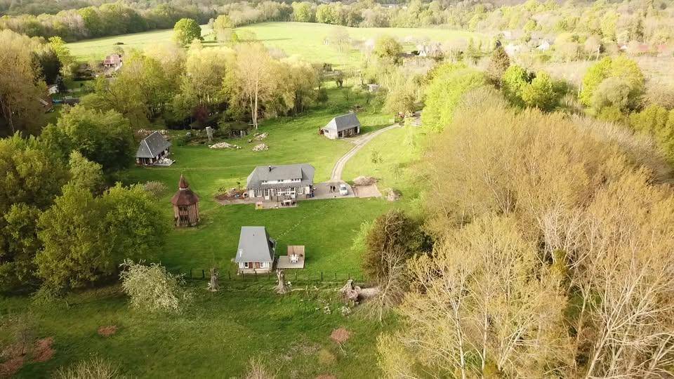 Image de l'annonce Ensemble de 5 Maisons Normandes avec colombier…