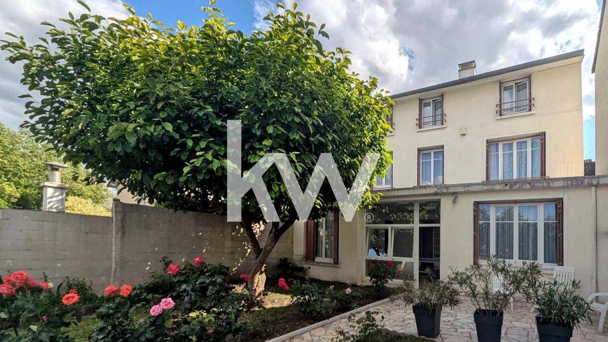 Image de l'annonce MAISON 4 CHAMBRES - SAINT-GRATIEN PARC