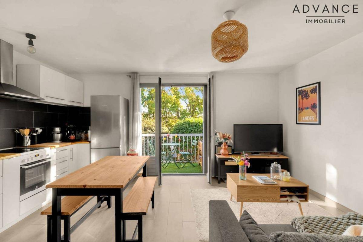 Image de l'annonce À vendre – T2 rénové à Cugnaux,…