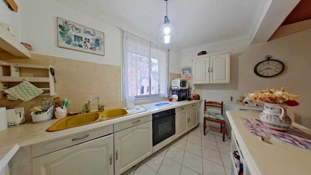 Image de l'annonce maison de village avec garage et terrasse