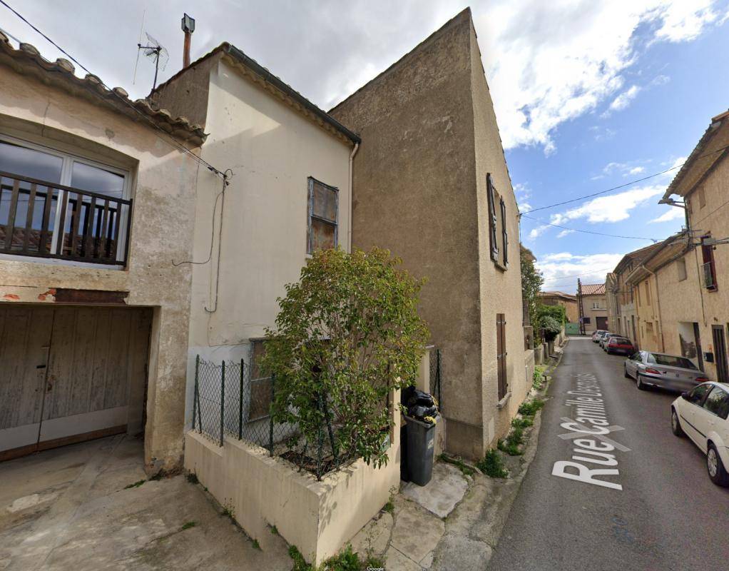 Image de l'annonce Maison de ville avec cour et dépendance…