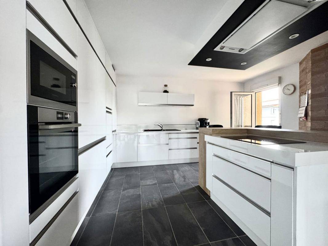 Image de l'annonce À vendre - Appartement 112m2 - Terrasse…