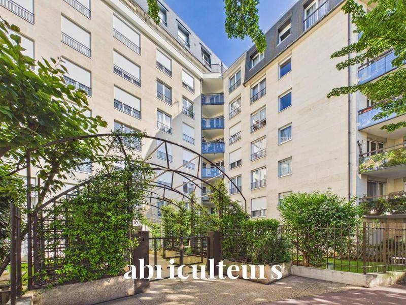 Image de l'annonce Appartement familial - Dernier étage -- 6…