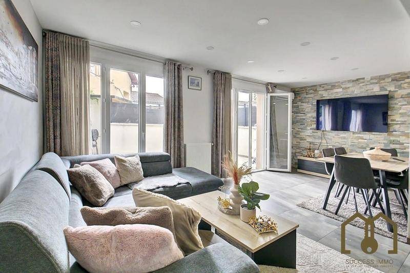 Image de l'annonce Maison de ville récente T4 80m² Vaulx-Village
