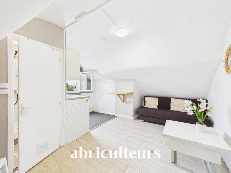 Image de l'annonce Nantes centre Erdre, studio sous les toits