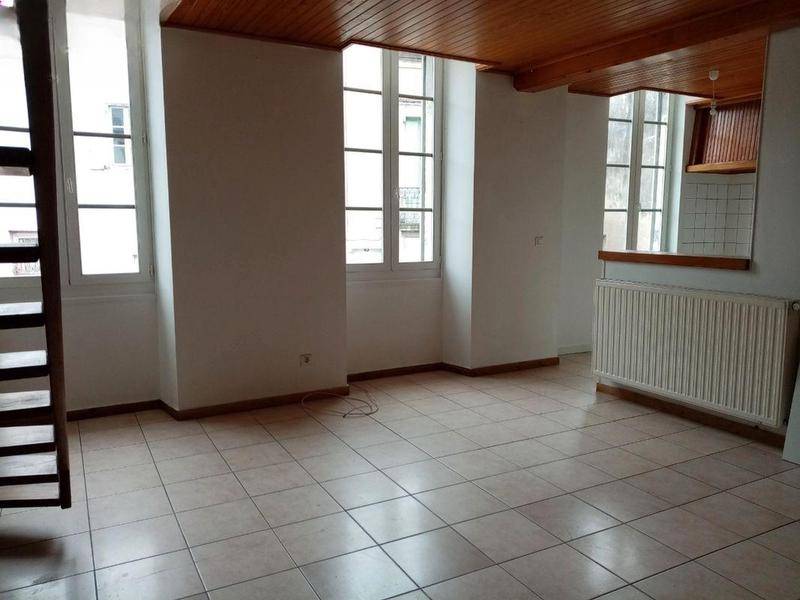 Image de l'annonce Maison T4 80 m² 520 €
