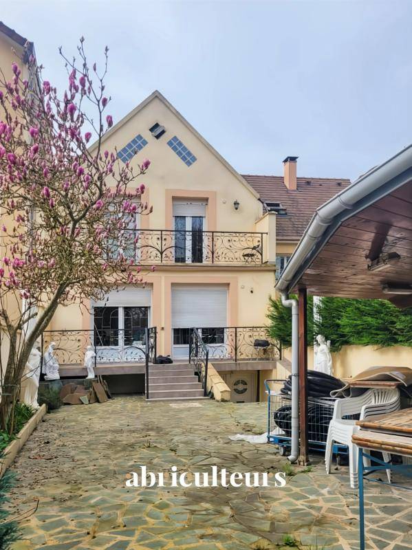 Image de l'annonce Maison individuelle – 164 m² – 8…