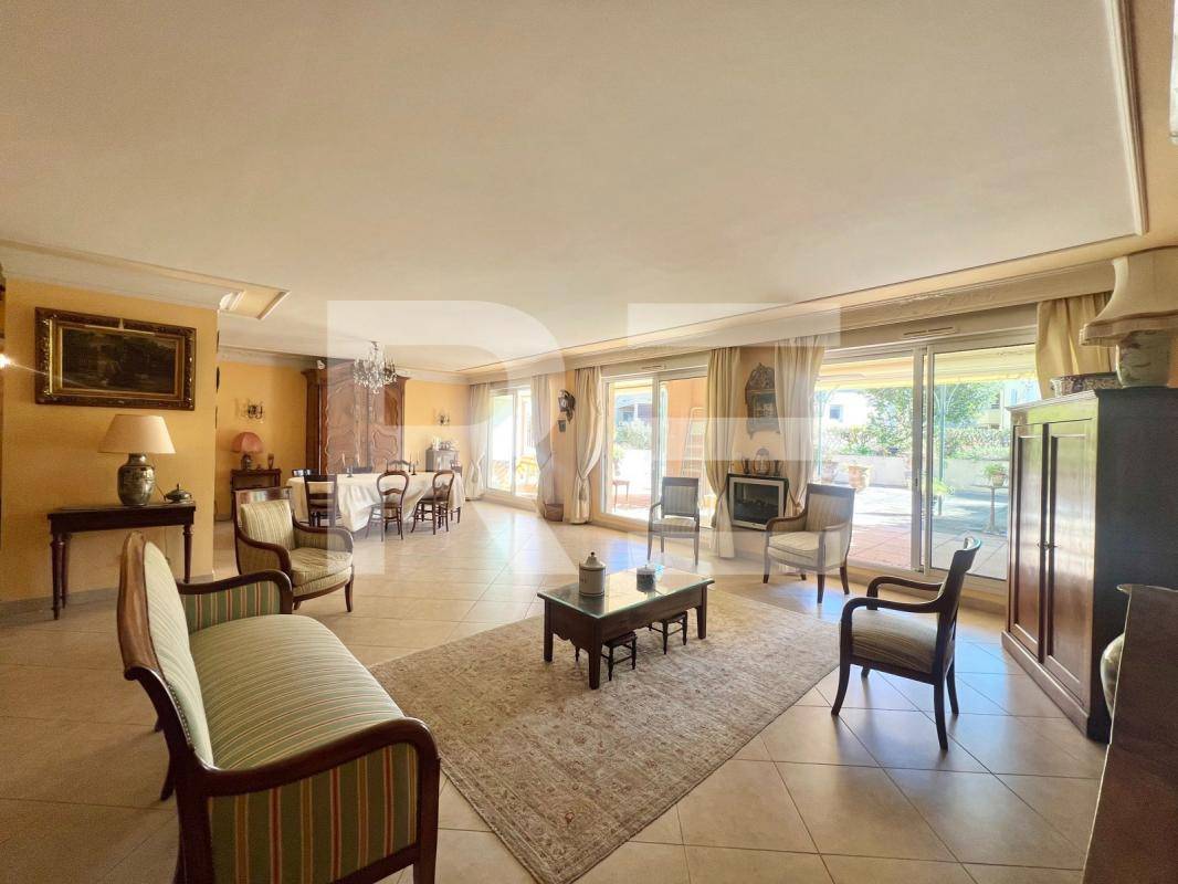 Image de l'annonce Appartement d’exception173m² avec terrasse de 200m² en…