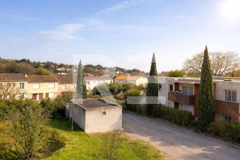 Image de l'annonce NÎMES – Élégant P2 avec balcon et…