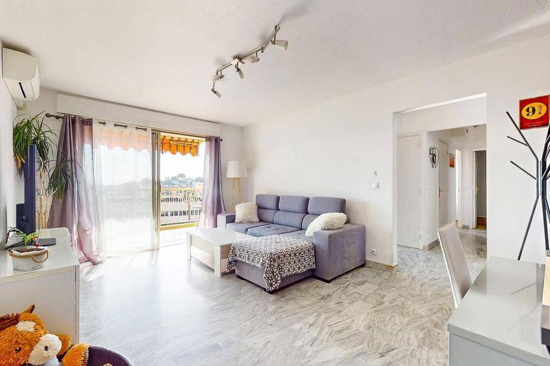 Image de l'annonce Appt 2 p. avec terrasse et parking…