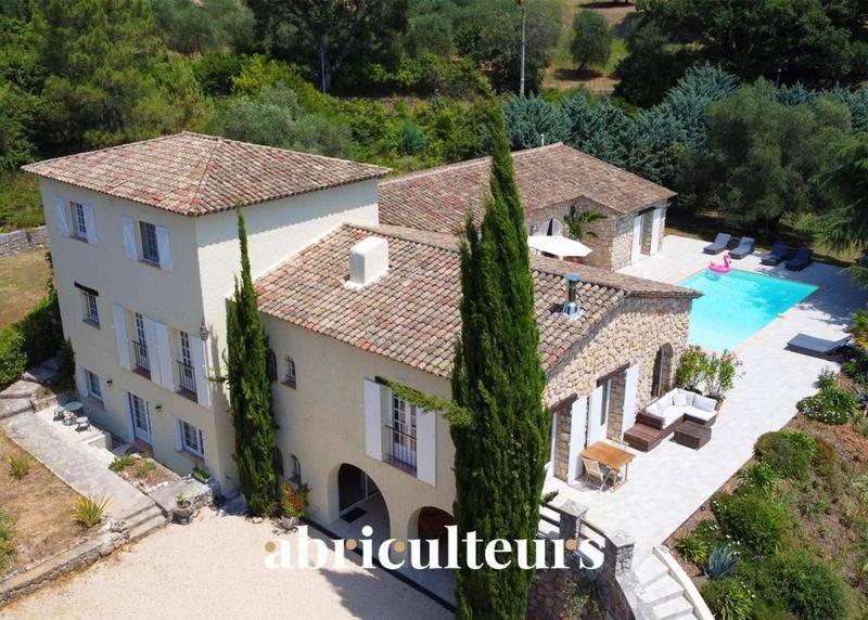 Image de l'annonce Exceptionnelle bastide provençale de 345 m² avec…