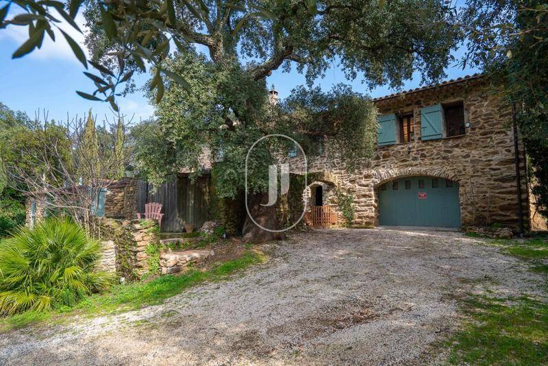 Image de l'annonce Maison en pierre à vendre dans la…