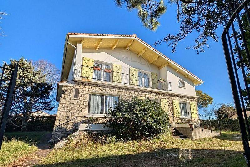 Image de l'annonce Maison 5 chambre(s) à vendre