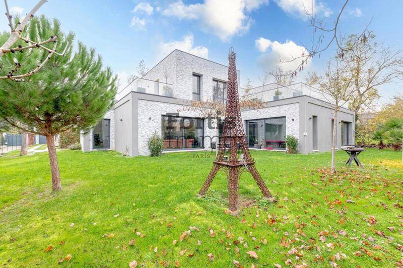 Image de l'annonce VERRIERES LE BUISSON - MAISON D'ARCHITECTE-TERRASSES-JARDIN