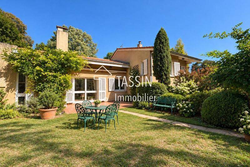 Image de l'annonce TASSIN - Maison à rénover entre Bourg…