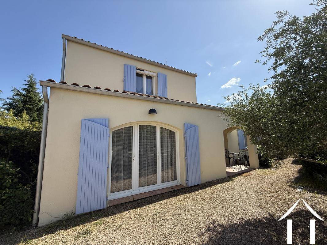 Image de l'annonce Villa individuelle avec piscine près de commodités