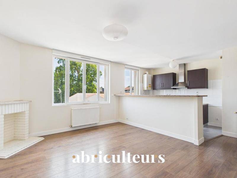 Image de l'annonce Appartement hyper lumineux en vente à Bordeaux…