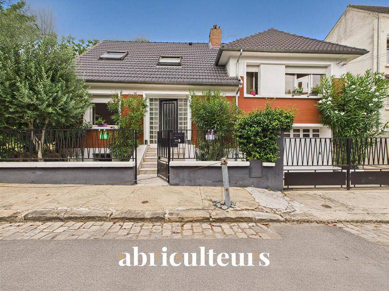 Image de l'annonce Maison familiale de 7 pièces avec jardin,…