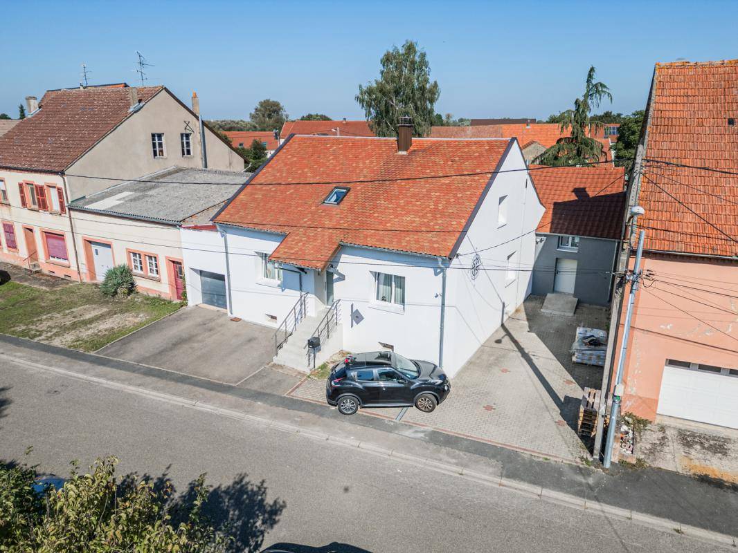 Image de l'annonce Maison familiale avec jardin et dépendance