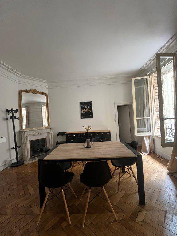 Image de l'annonce Location meublé de charme 55 m² Palais…