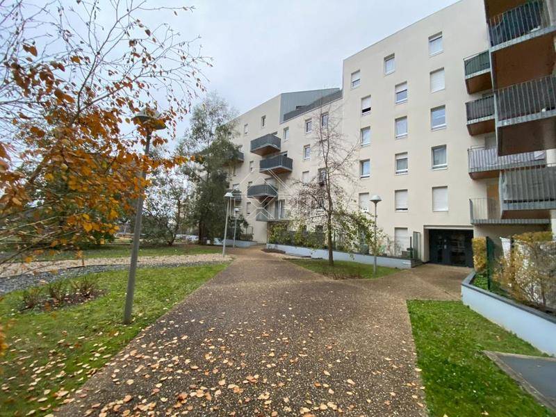 Image de l'annonce F4 SECTEUR GARE MANTES LA VILLE