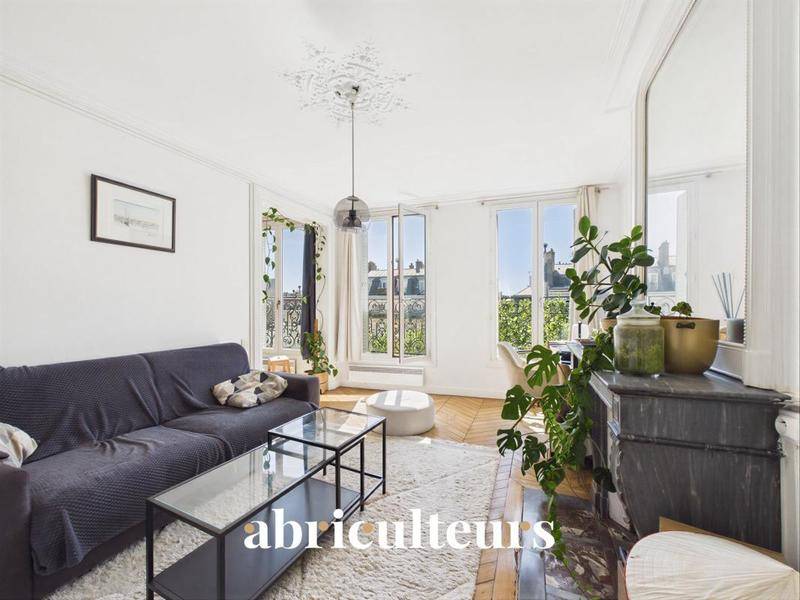 Image de l'annonce 2 PIECES DE CHARME AVEC PETIT BALCON…