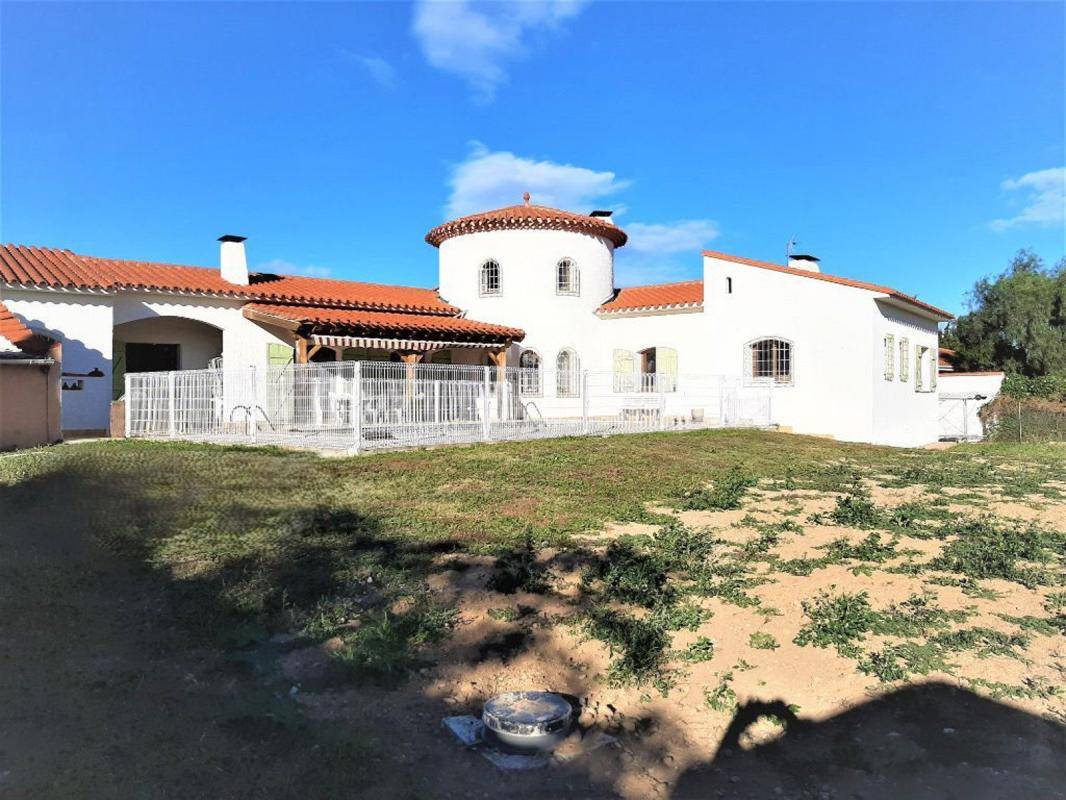 Image de l'annonce Maison T10 piscine, grand jardin en vente…