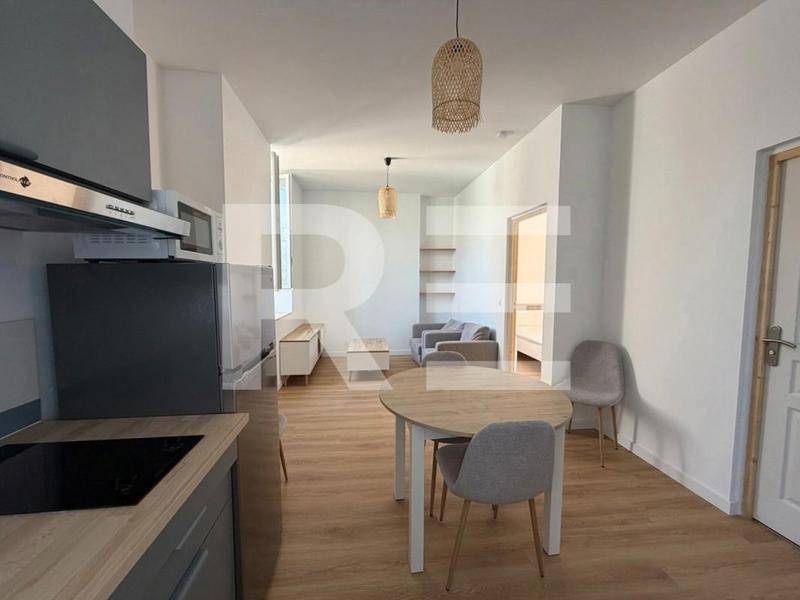 Image de l'annonce APPARTEMENT ENTIEREMENT RÉNOVÉ A LOUER