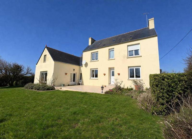 Image de l'annonce Maison PLOVAN 5 Pièces 138 m²