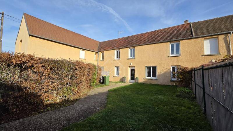 Image de l'annonce Maison à LONGNES 3 CHAMBRES ! JARDIN