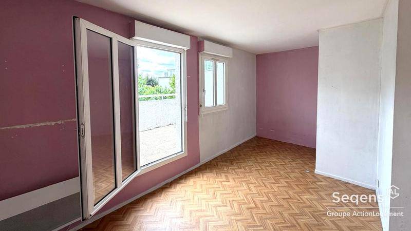 Image de l'annonce Appartement Le Bourget 1 pièce(s) 37.70 m2