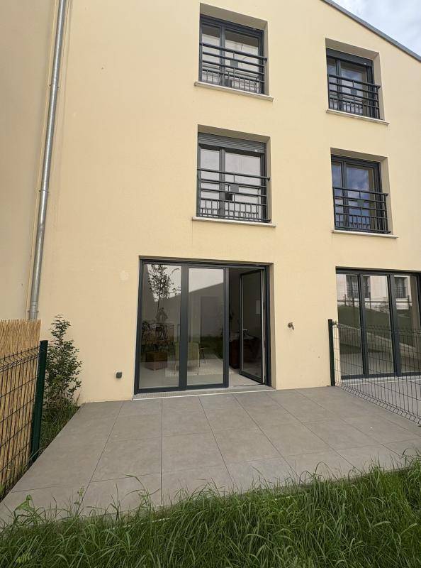 Image de l'annonce MAGNIFIQUE TRIPLEX DE 120M2 AVEC JARDIN