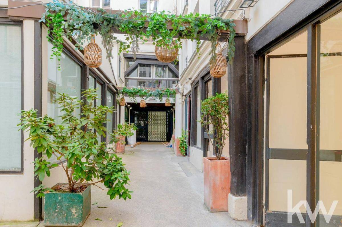 Image de l'annonce Paris 1er - Louvre-Rivoli - 38m2 ascenseur