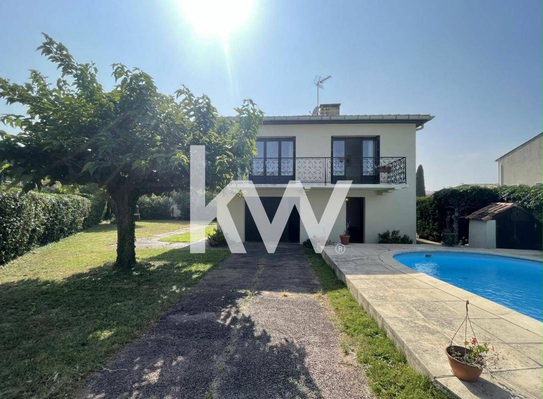 Image de l'annonce RARE - 150M2 SUR UN GRAND TERRAIN…