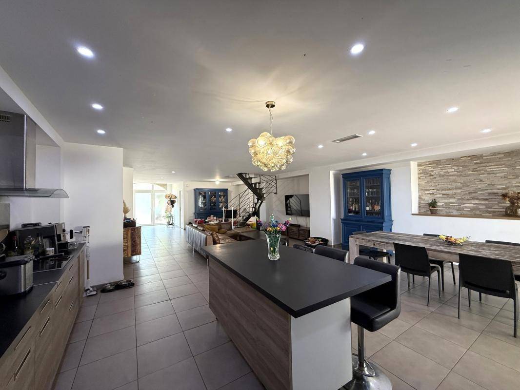 Image de l'annonce 🏡 Mas de charme à Saint-Cyprien –…