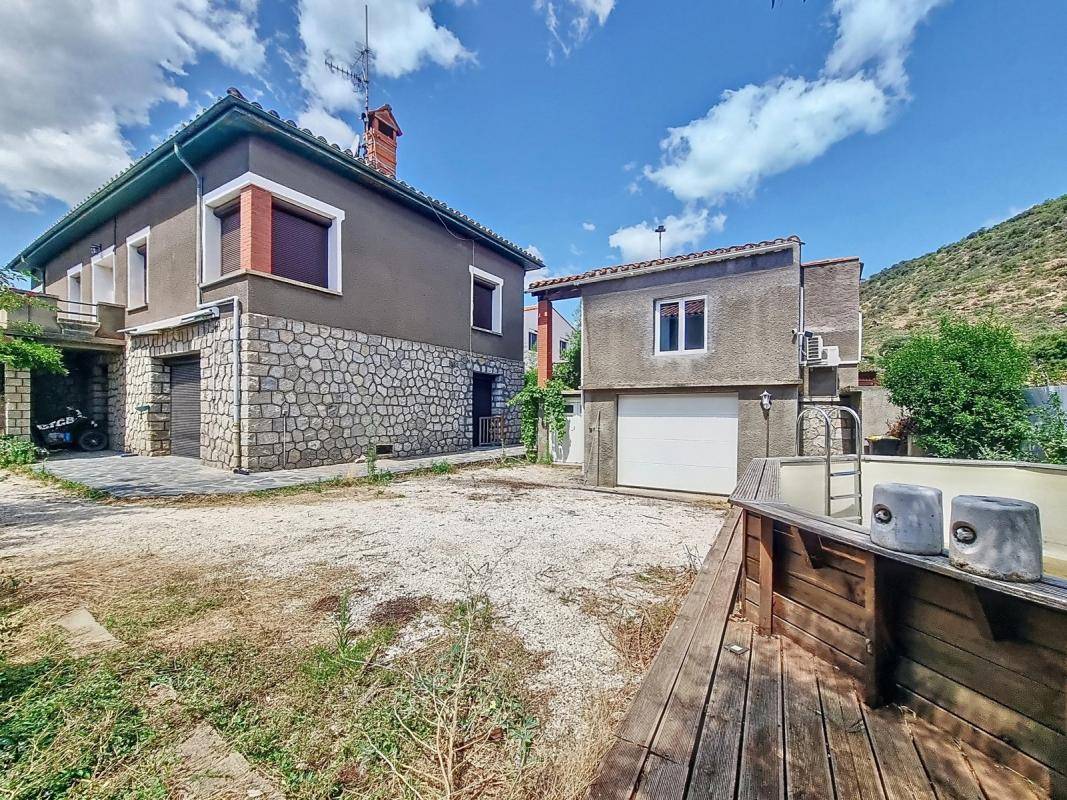 Image de l'annonce VENTE d'une maison F9 (280 m²) à…