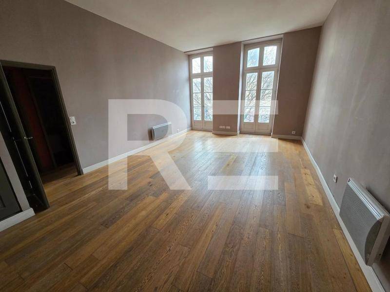 Image de l'annonce APPARTEMENT P3 SITUE DANS ENTRE LES ARENES…