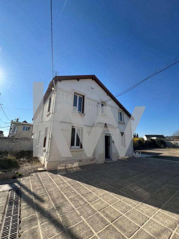 Image de l'annonce VENTE d'une maison de 6 pièces (110…