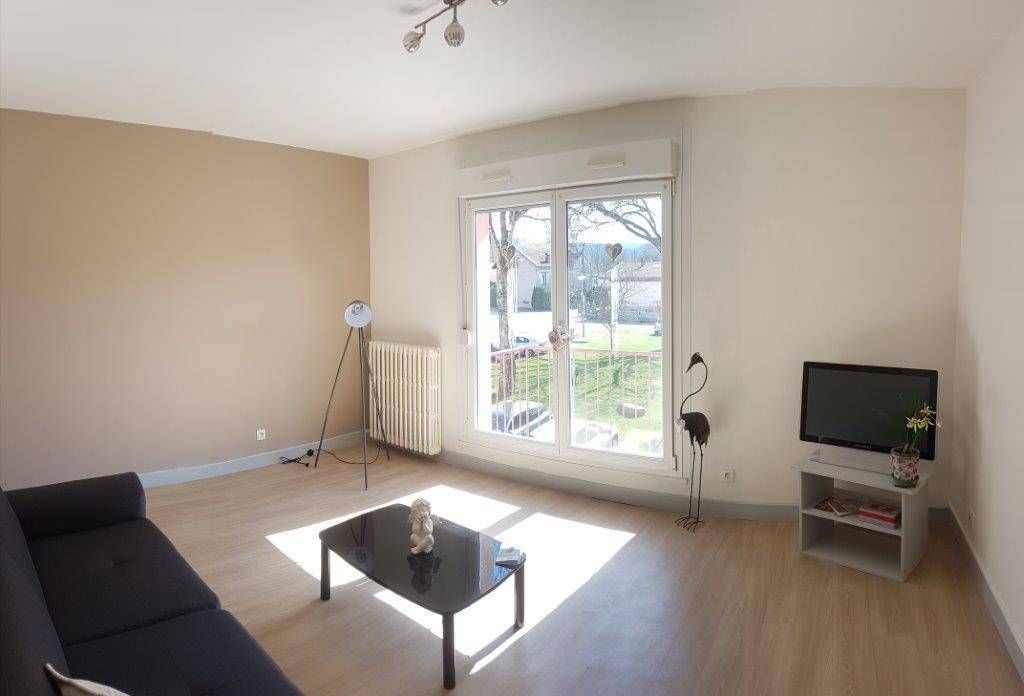 Image de l'annonce TYPE 3 GRANGES AUMONTZEY