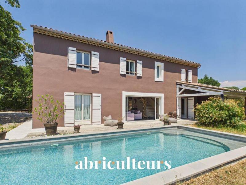 Image de l'annonce Spacieuse villa de 200 m² avec piscine,…