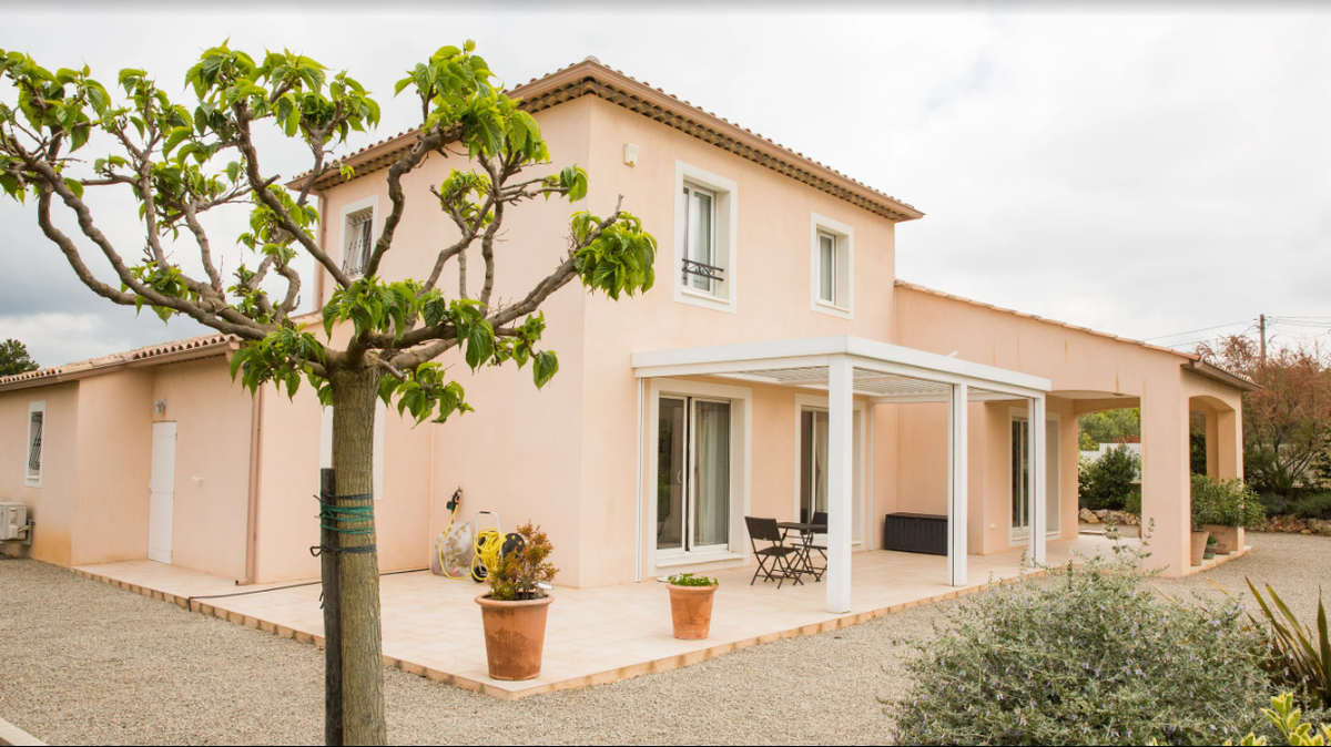 Programme terrain + maison à Cheval-Blanc en Vaucluse (84) de 596 m² à vendre au prix de 543000€ - 3