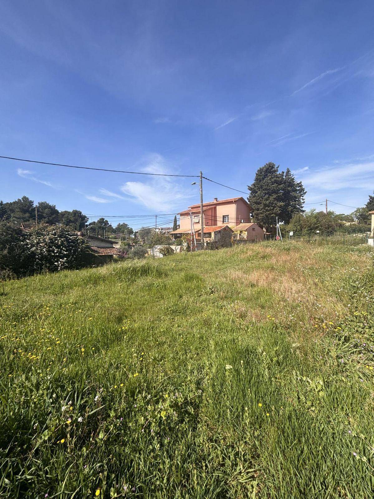Terrain seul à Aix-en-Provence en Bouches-du-Rhône (13) de 450 m² à vendre au prix de 380000€ - 2