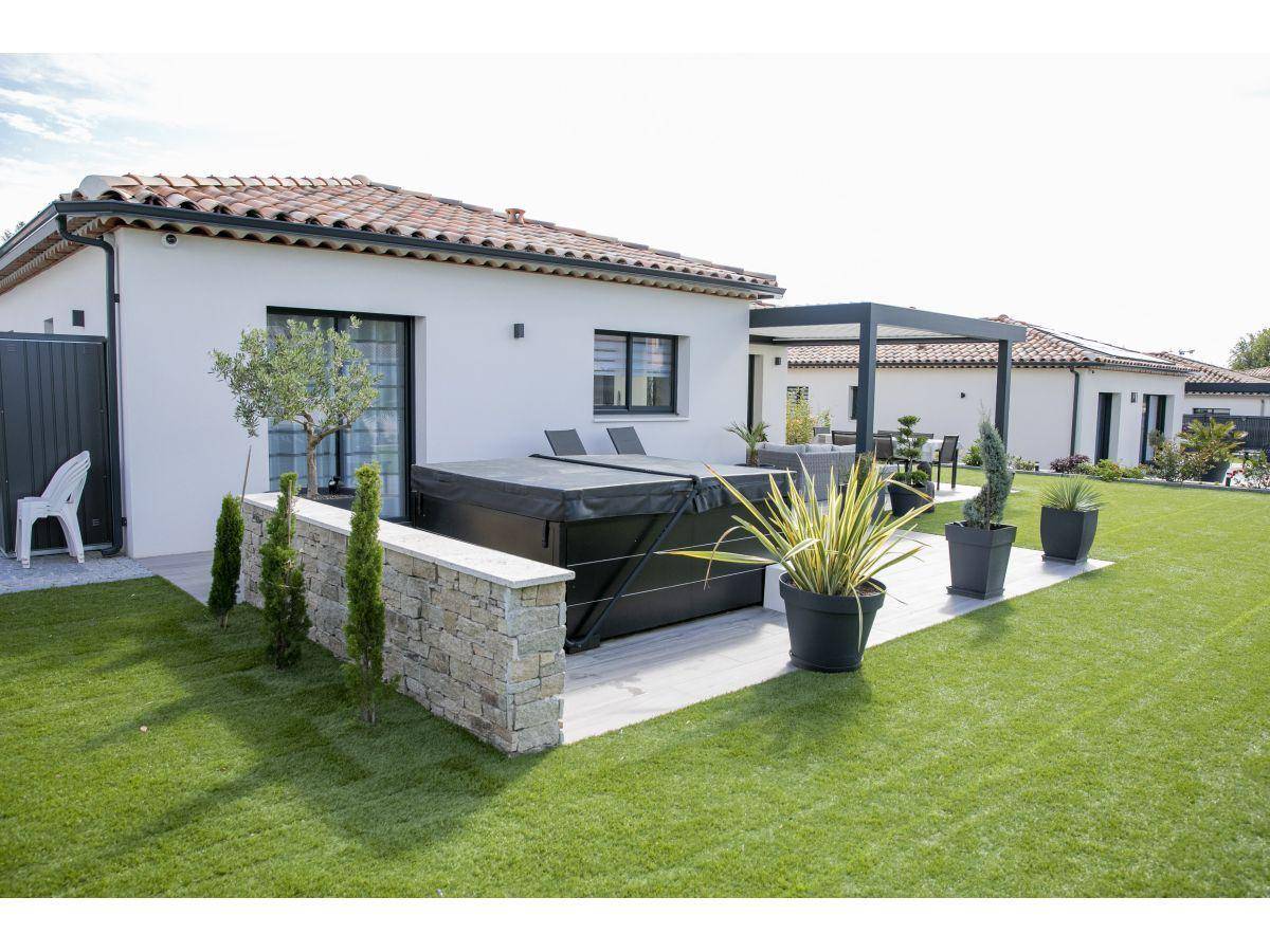 Programme terrain + maison à Vernègues en Bouches-du-Rhône (13) de 1526 m² à vendre au prix de 563000€ - 4