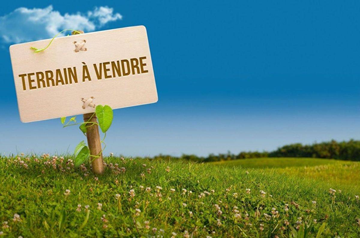 Terrain seul à Prades-Salars en Aveyron (12) de 741 m² à vendre au prix de 21860€