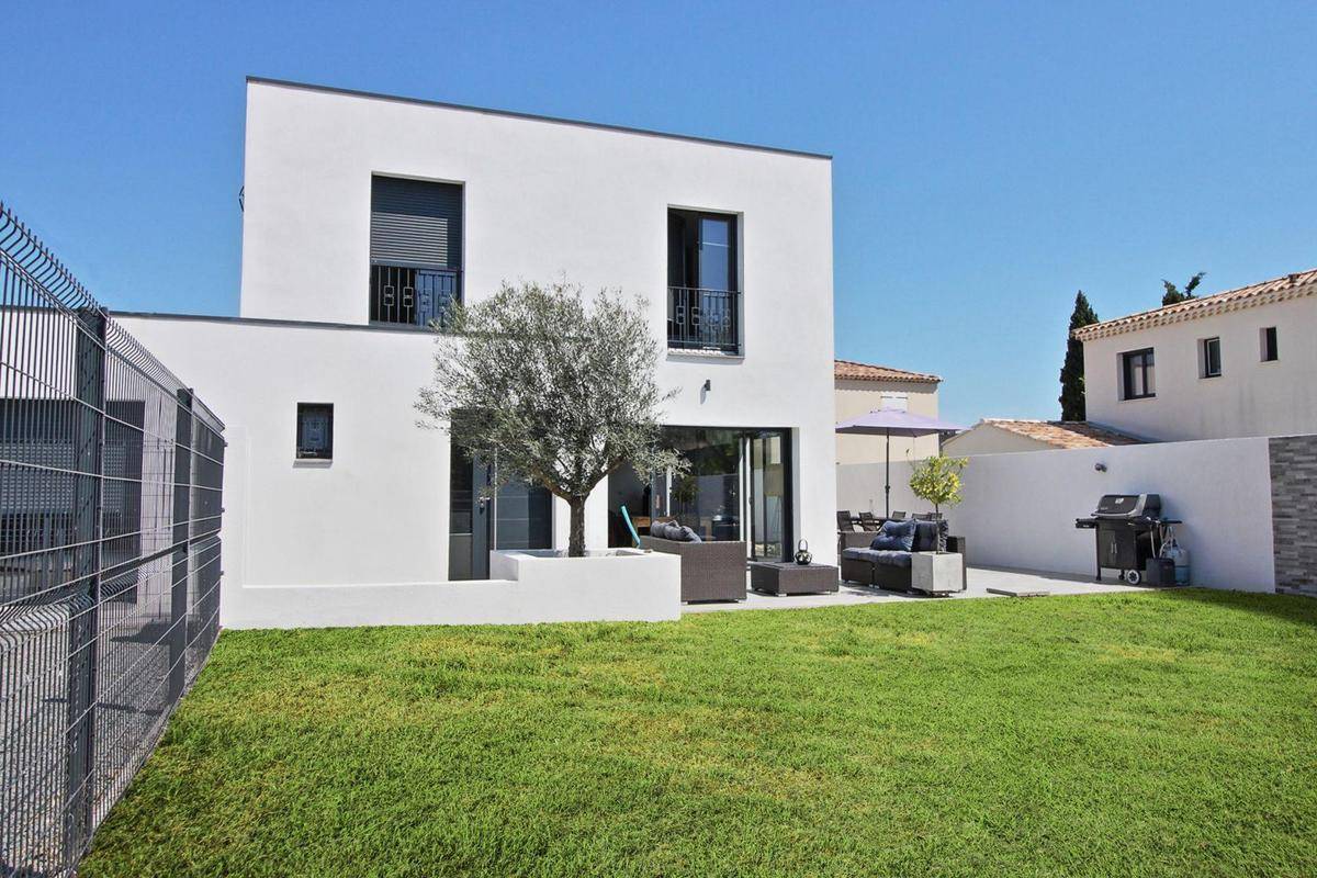 Programme terrain + maison à Vaison-la-Romaine en Vaucluse (84) de 600 m² à vendre au prix de 451900€ - 1